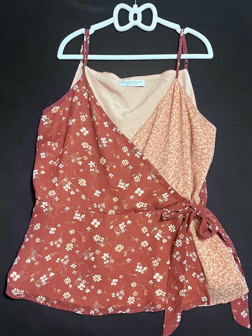 Paper Crane Rust Floral Wrap Cami Top Size Large
